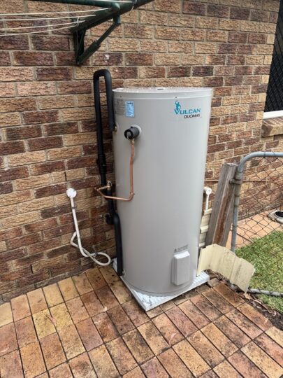 emergency electric hot water system replacement JDF plumbing drainage plumber